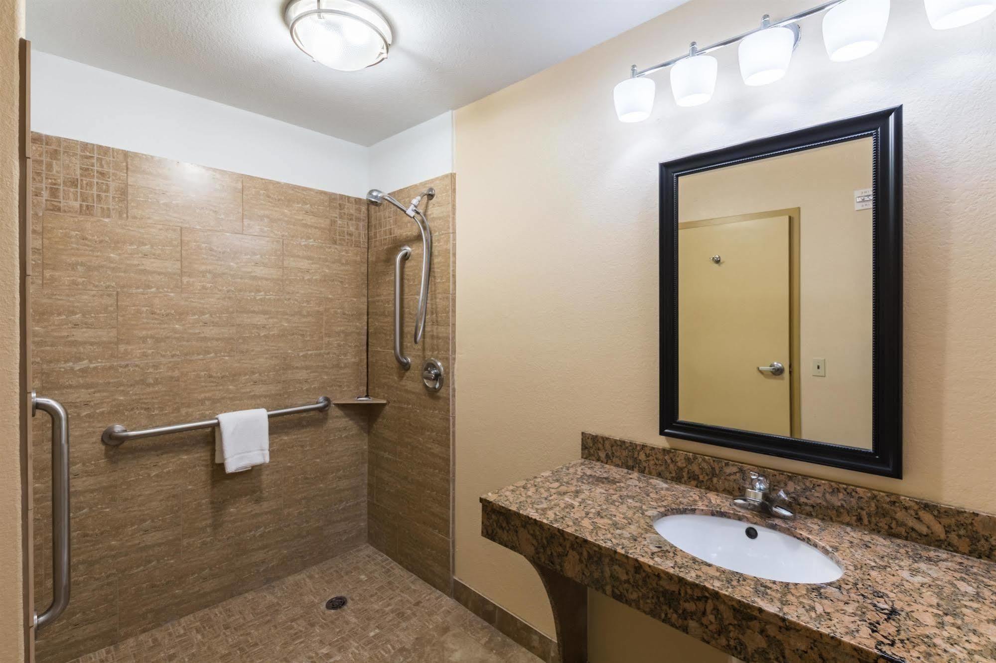 Motel 6-Joshua, Tx ภายนอก รูปภาพ