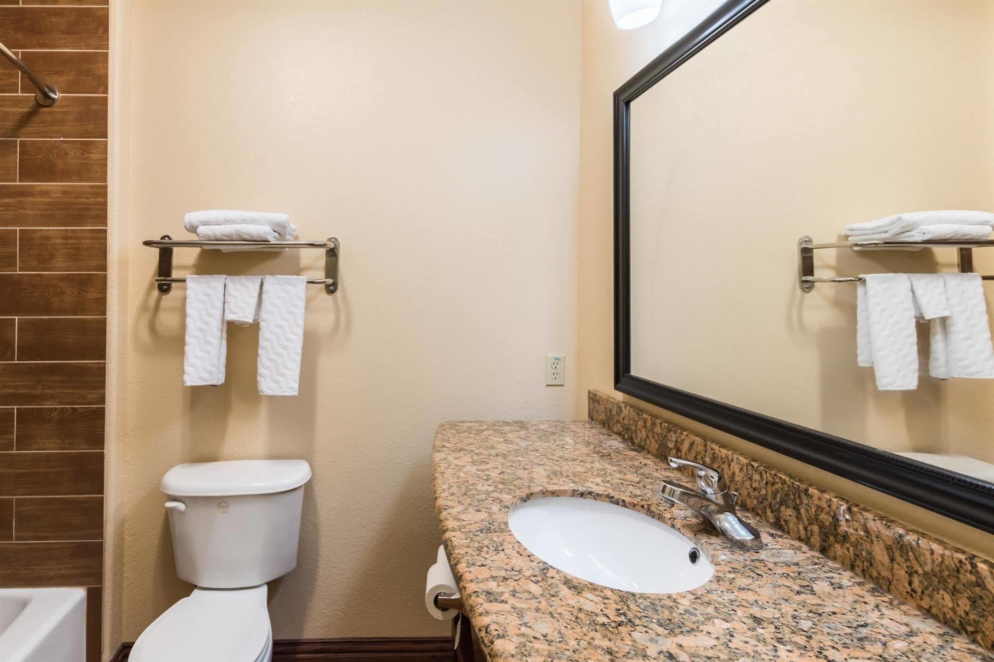 Motel 6-Joshua, Tx ภายนอก รูปภาพ